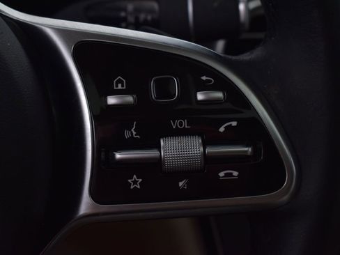 Used 2023 Mercedes-Benz GLC 300 4MATIC Coupe image 17