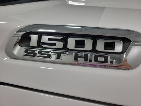 Used 2025 RAM 1500 Limited AWD/4WD image 21