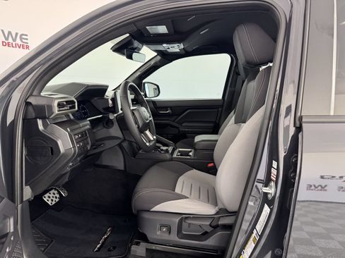 Certified 2025 Toyota Tacoma TRD Sport AWD/4WD image 16