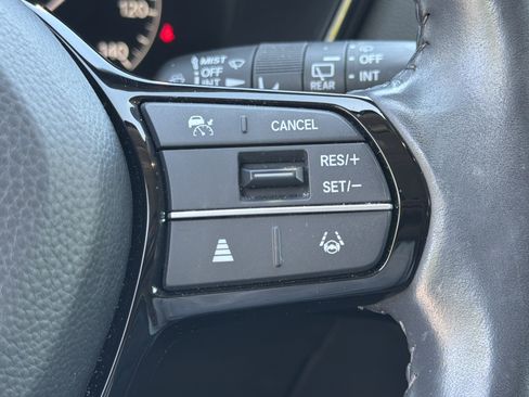 Used 2024 Honda CR-V EX-L image 11