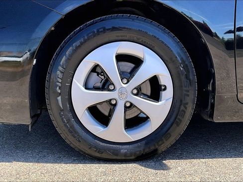 Used 2015 Toyota Prius Two FWD image 12