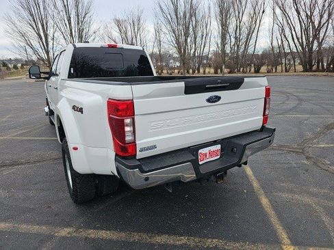 Used 2021 Ford F350 Lariat w/ Lariat Ultimate Package image 3