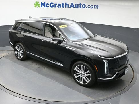 Used 2026 Cadillac Vistiq Luxury w/ LPO, Floor Liner Package image 3