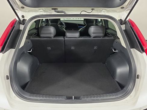 Certified 2025 Kia Niro EX Touring image 42