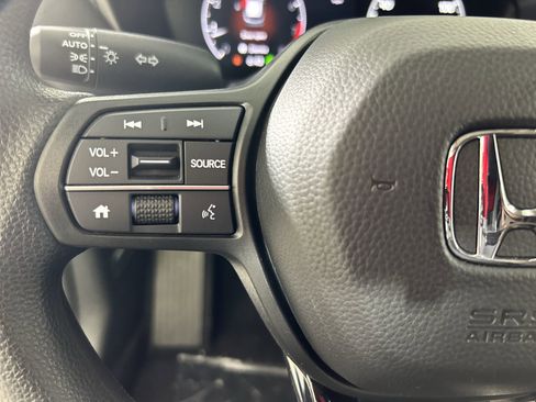 Used 2023 Honda HR-V LX image 20