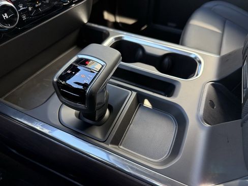 Used 2026 GMC Sierra 1500 SLT w/ SLT Premium Plus Package image 23