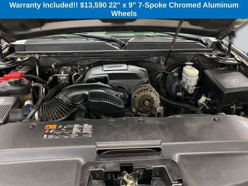 Used 2011 Cadillac Escalade Premium image 12