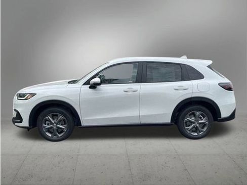 New 2026 Honda HR-V LX image 2