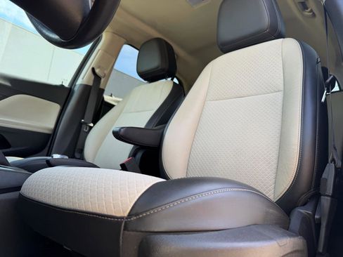 Used 2017 Buick Encore Preferred AWD/4WD image 9