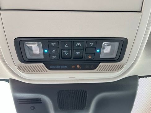 Used 2025 Ford Expedition Active AWD/4WD image 29