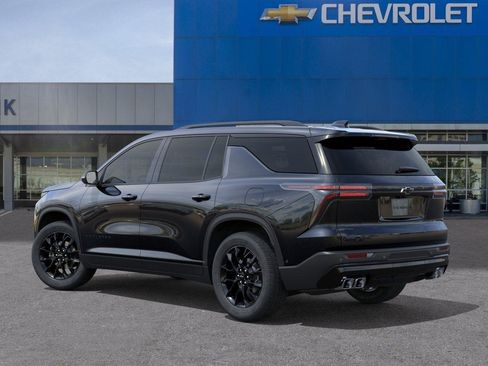New 2026 Chevrolet Traverse LT w/ Midnight/Sport Edition FWD image 3