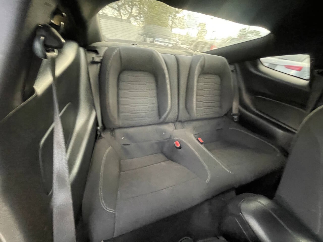 Used 2017 Ford Mustang GT RWD image 14