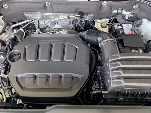 New 2026 Volkswagen Atlas SE FWD image 24