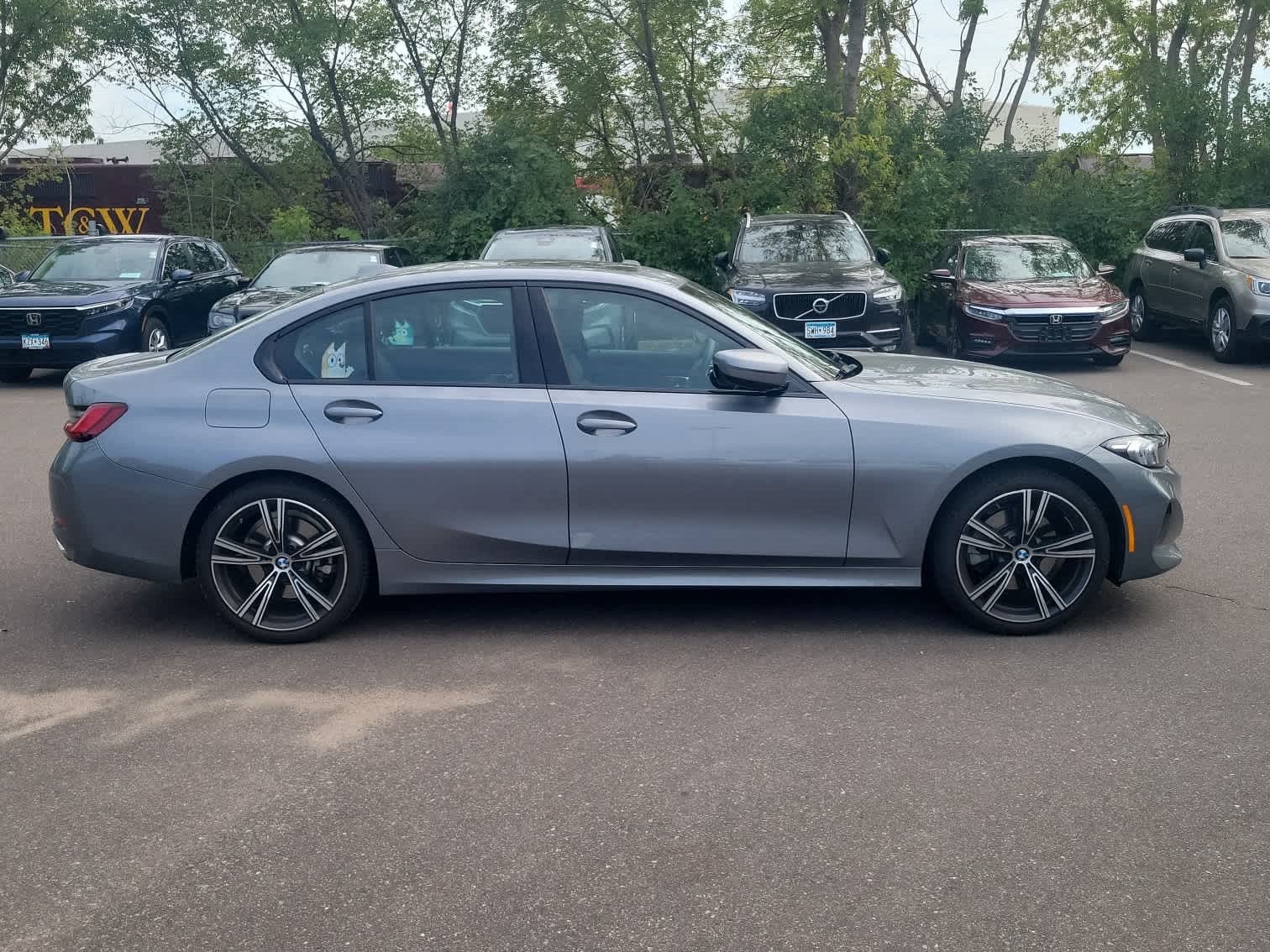 Used 2023 BMW 330i xDrive Sedan w/ Premium Package AWD/4WD image 2