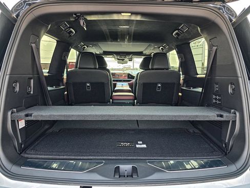 Certified 2026 INFINITI QX80 Autograph w/ Premium Cargo Package AWD/4WD image 41