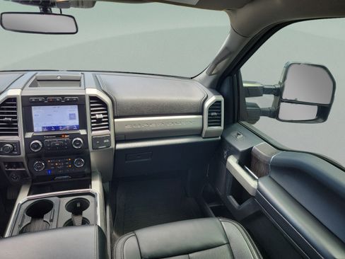 Used 2021 Ford F350 Lariat w/ Chrome Package AWD/4WD image 7