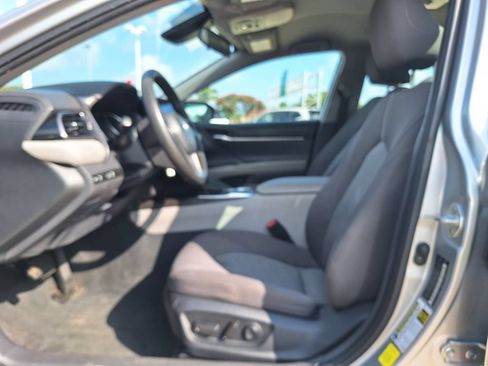 Used 2023 Toyota Camry LE FWD image 11