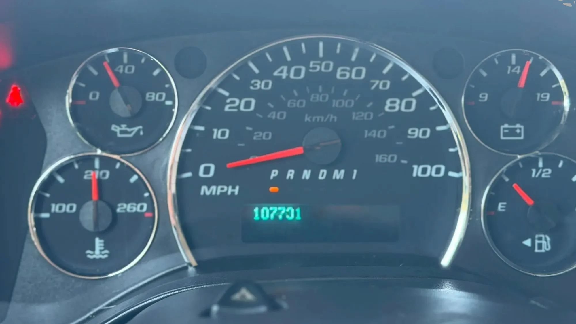 Used 2019 Chevrolet Express 2500 w/ Communications Package RWD image 18