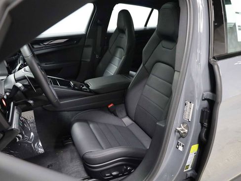 New 2026 Porsche Panamera 4 image 5
