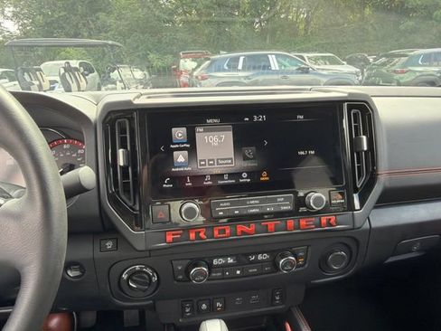 Used 2026 Nissan Frontier PRO-4X w/ Pro-4x Convenience Package AWD/4WD image 19