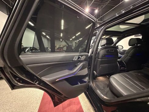 Used 2020 BMW X5 xDrive40i w/ M Sport Package AWD/4WD image 24