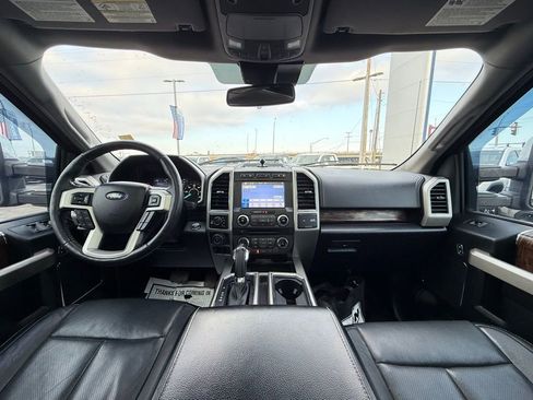 Used 2018 Ford F150 Lariat w/ Equipment Group 502A Luxury image 29