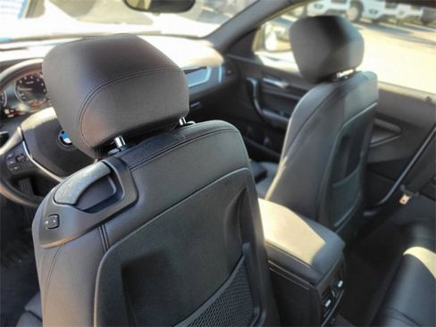 Used 2020 BMW 230i Coupe w/ Premium Package image 10