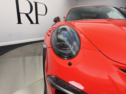 Used 2016 Porsche 911 GT3 RS RWD image 32