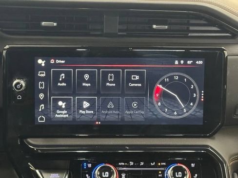 Used 2022 GMC Sierra 1500 AT4 w/ AT4 Preferred Package AWD/4WD image 16