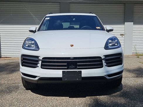 Certified 2023 Porsche Cayenne AWD/4WD image 10