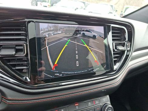 Certified 2023 Dodge Durango GT image 15