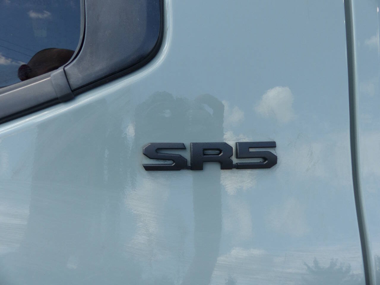 Used 2022 Toyota Tundra SR5 AWD/4WD image 22