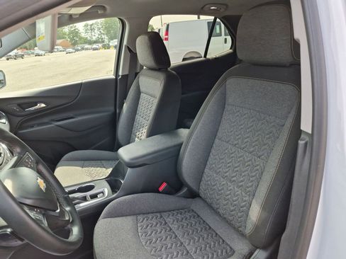Certified 2024 Chevrolet Equinox LT AWD/4WD image 18