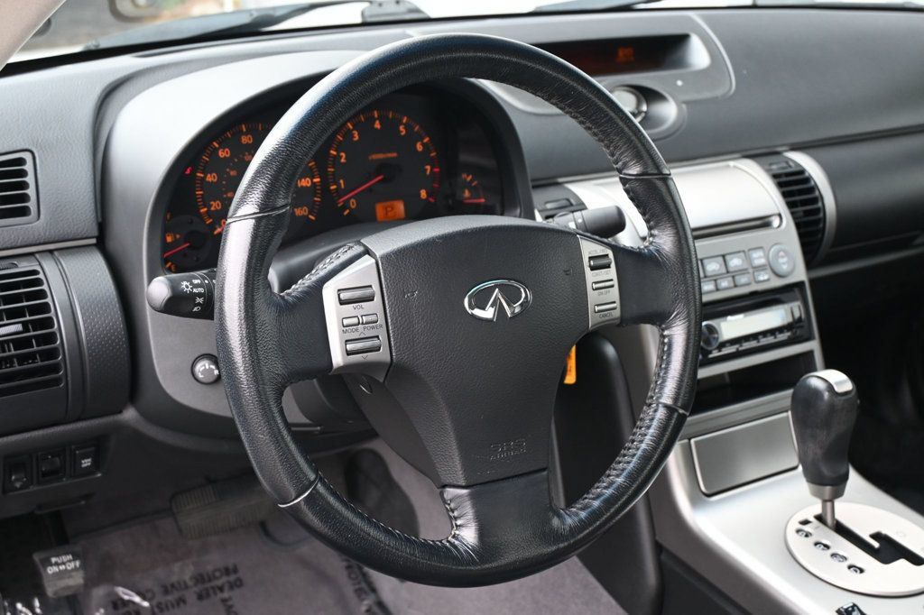 Used 2003 INFINITI G35 Coupe w/ Premium Pkg RWD image 10