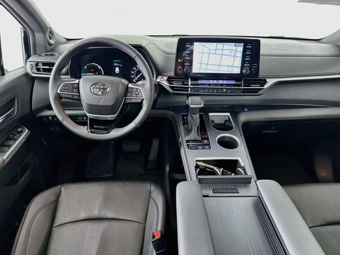 Certified 2023 Toyota Sienna XSE w/ XSE Plus Package AWD/4WD image 24