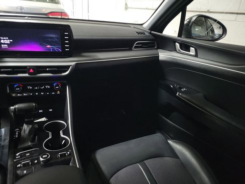 Used 2023 Kia K5 GT-Line image 13