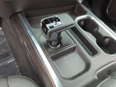 Certified 2026 Chevrolet Silverado 1500 LTZ w/ LTZ Convenience Package II AWD/4WD image 15