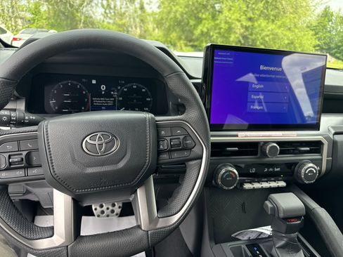 New 2025 Toyota Tacoma TRD Sport AWD/4WD image 16