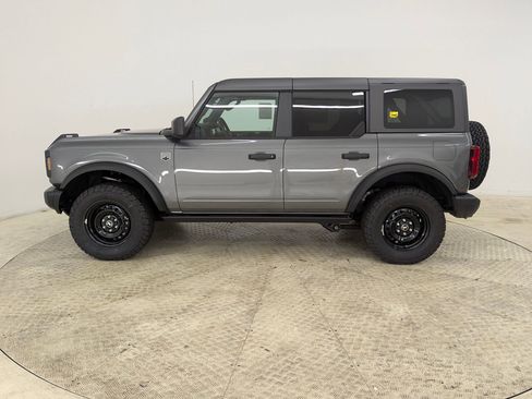 New 2026 Ford Bronco Big Bend w/ Black Diamond Package image 2