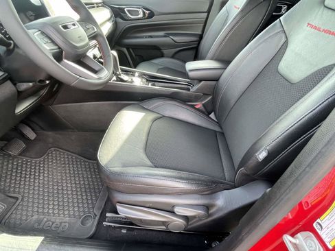 Used 2023 Jeep Compass Trailhawk w/ Trailer Tow Group image 12