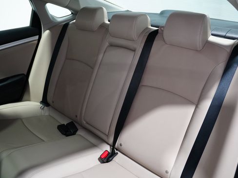 Used 2019 Honda Civic EX-L image 17