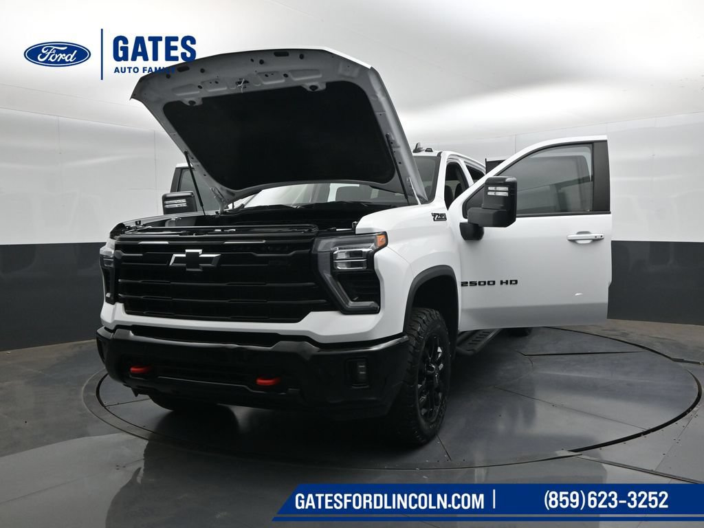 Used 2025 Chevrolet Silverado 2500 LT w/ Trail Boss Package AWD/4WD image 58