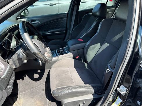 Certified 2019 Dodge Charger R/T w/ Plus Group RWD image 11