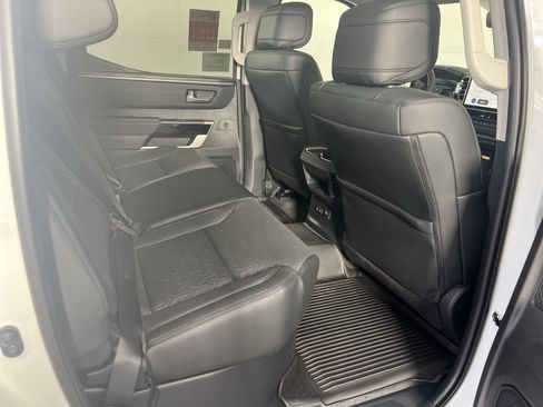 Used 2023 Toyota Tundra Limited AWD/4WD image 36