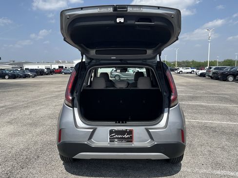 Used 2023 Kia Soul LX FWD image 20