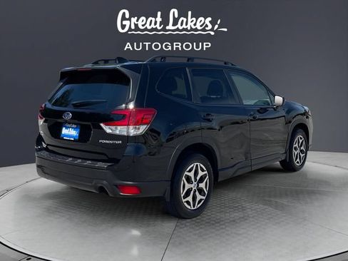 Used 2023 Subaru Forester Premium AWD/4WD image 5