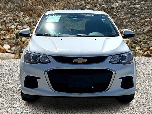 Used 2020 Chevrolet Sonic LT image 3