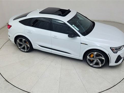 Used 2023 Audi e-tron S Prestige w/ Prestige Package image 75