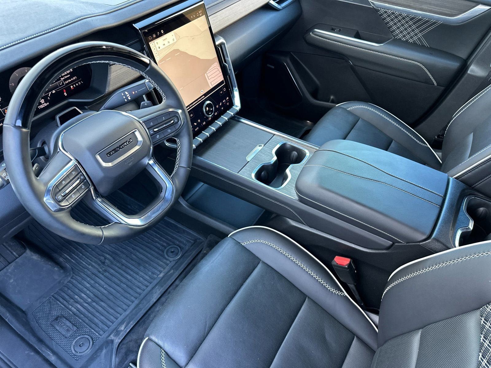 Used 2025 GMC Acadia Denali w/ Super Cruise Package AWD/4WD image 9