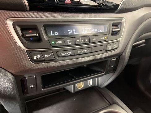 Certified 2023 Honda Ridgeline RTL image 30